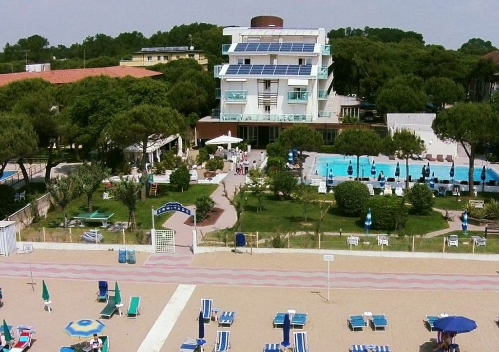 Aerial of Park Hotel Ermitage beachfront.