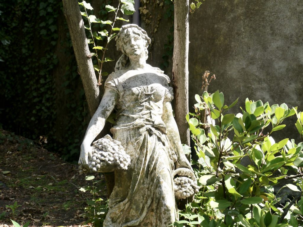 Wine Landscape - statue of woman as harvester