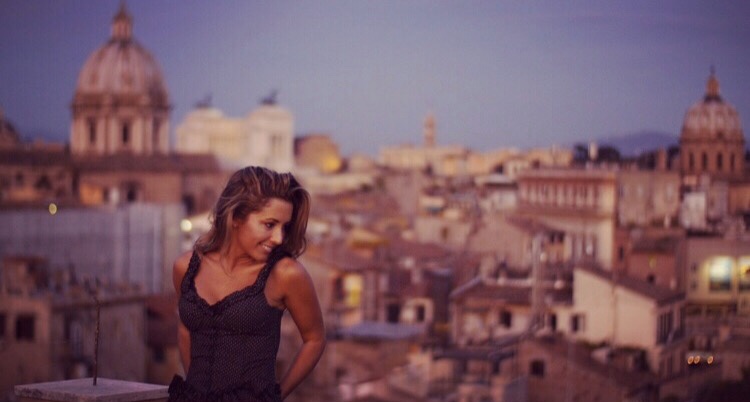 Kylie Flavell in Rome