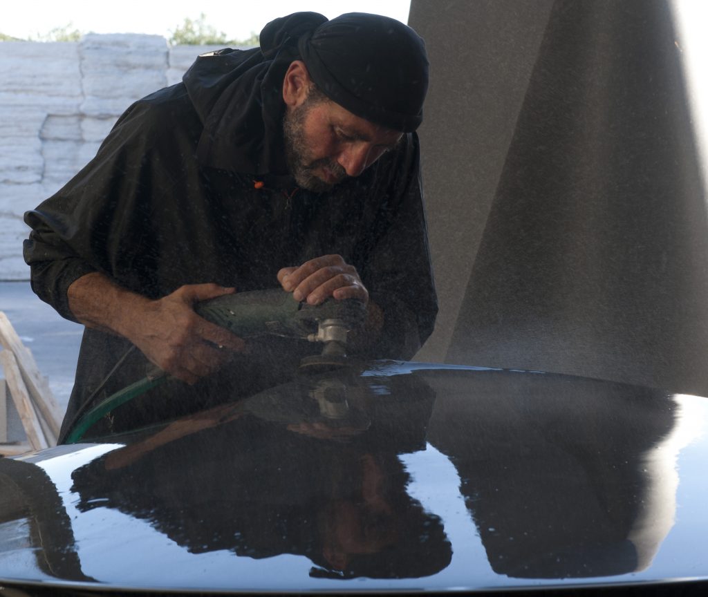 Armen Agop sculpting