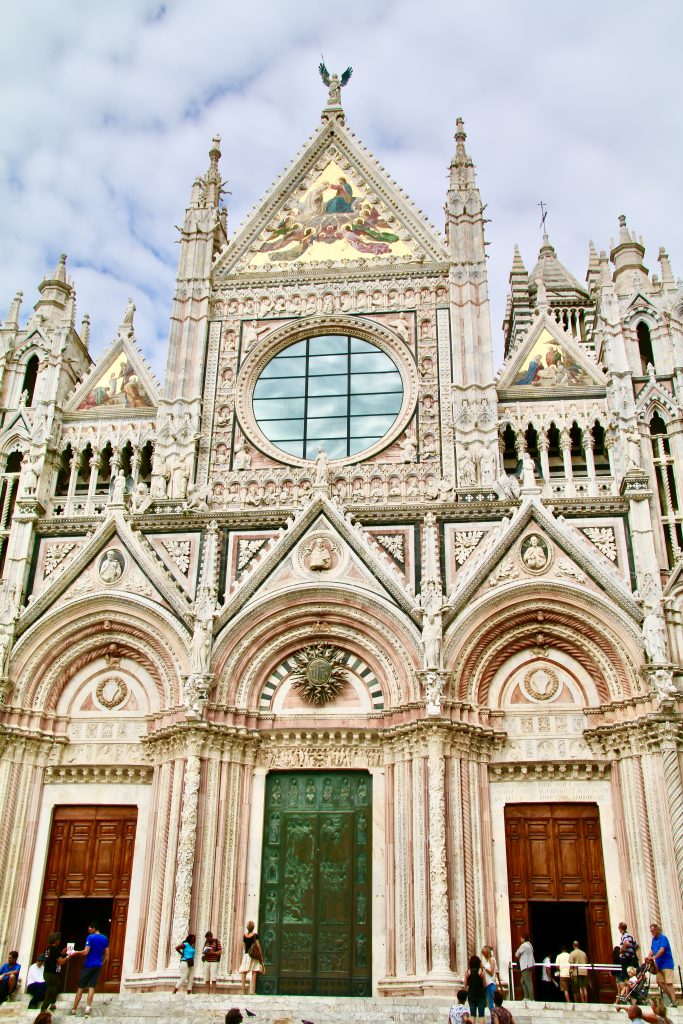 Duomo di Siena, Tuscany. Churches in Italy.