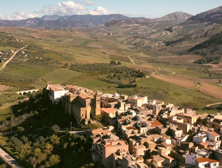 live rent-free in Sicily for a year