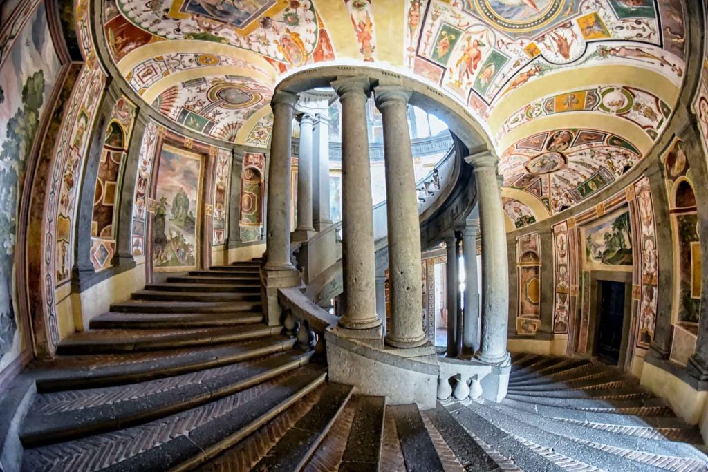 Film tourism in Italy Palazzo Farnese