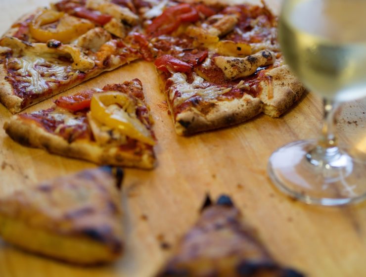 Pairing pizza with wine
