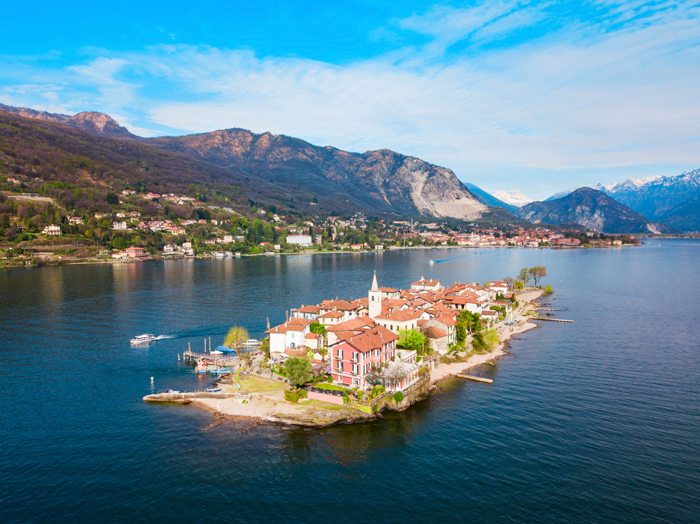 lakes in Italy - Stresa Lake Maggiore