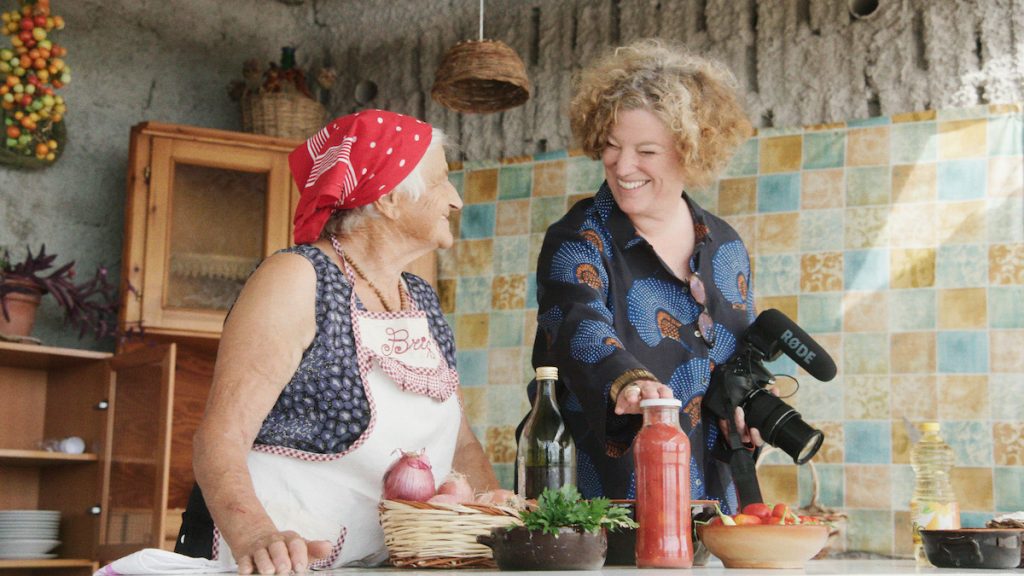 Pasta Grannies Vicky Bennison with a nonna