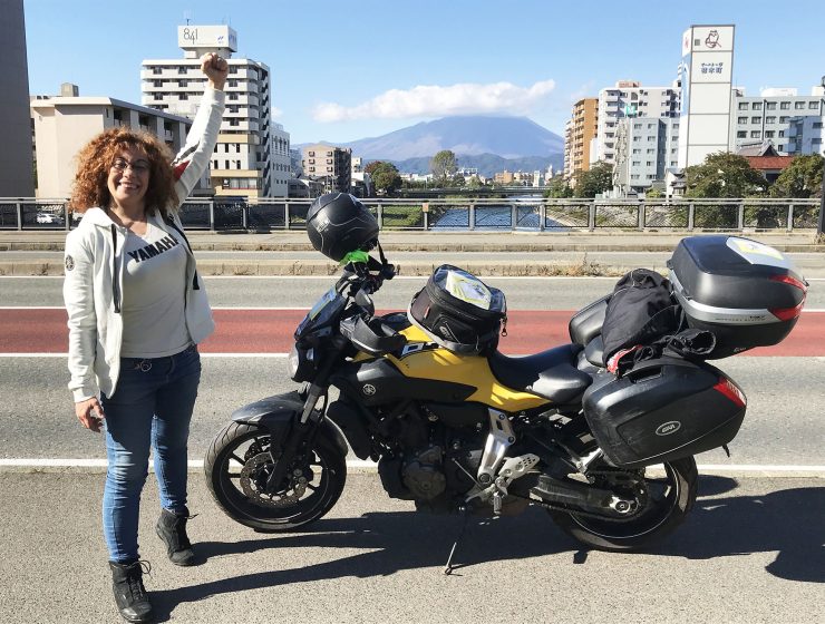 Photo of Rosaria Iazzetta with her Yamaha Bike for her 13 country journey
