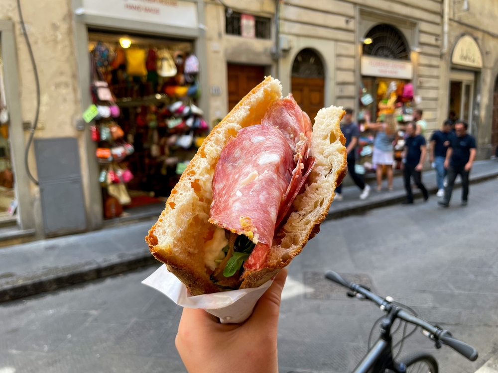 https://liveinitalymag.com/wp-content/uploads/2023/10/Where-to-Eat-in-Florence-by-Natalia.jpg