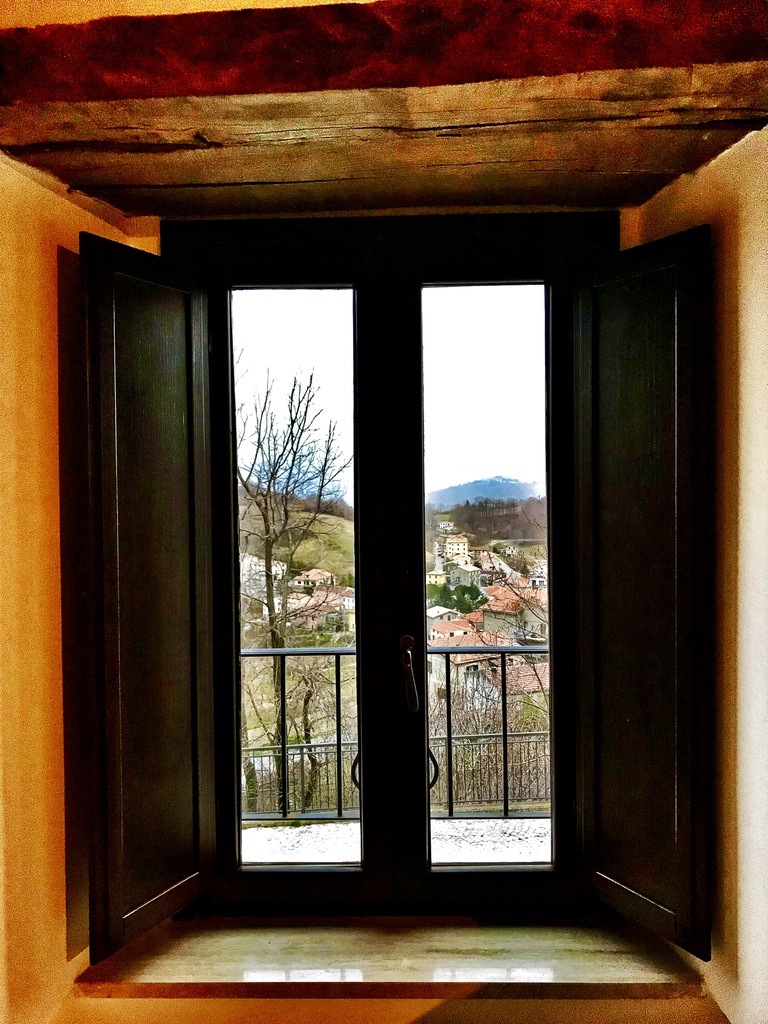Living in Italy: Tips for Living La Dolce Vita - Live in Italy Magazine
