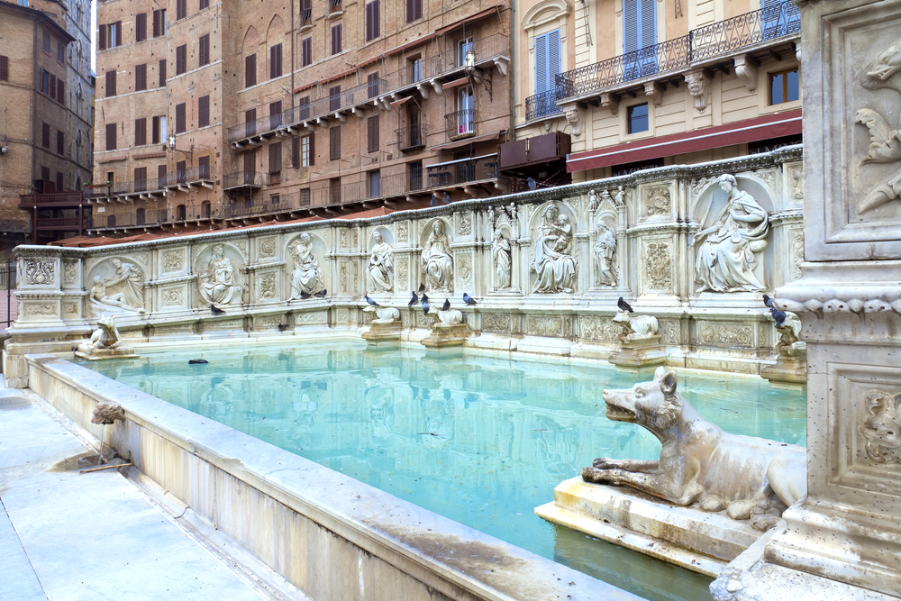 Fonte Gaia (Fountain of Joy), Piazza del Campo, Siena, Tuscany, Italy