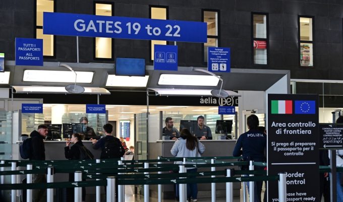 passport control gate Italy