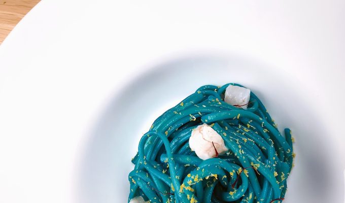 Blue Linguine with Scampi and Saffront