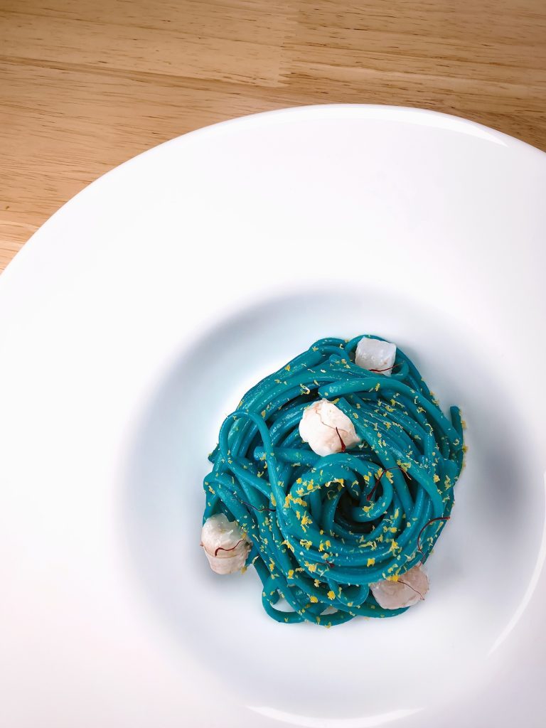 Blue Linguine with Scampi and Saffront