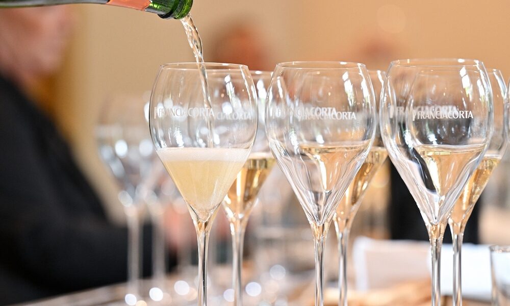 Franciacorta being poured into glasses - Italian bubbles