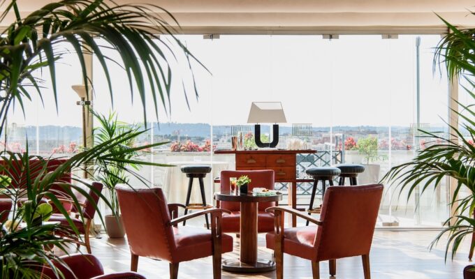 Hotel Mediterraneo Ligea Lounge and Renovated Terrace_Courtesy of Bettoja Hotels