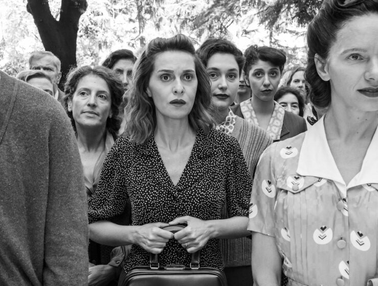 postwar voting scene connected to Festa della Repubblica.
