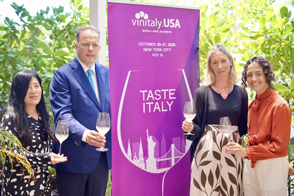 Stevie Kim, Federico Bricolo, Diana Lenzi and Jacqueline Pirolo at the Vinitaly.USA Miami Preview hosted at Macchialina in Miami.