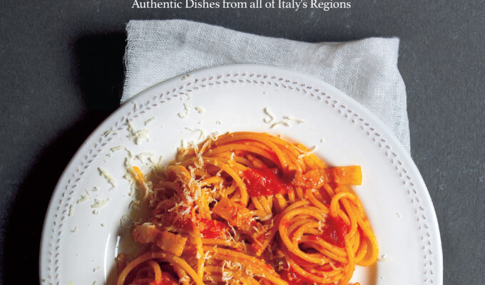 front cover of the Italian Home Cooking book by Slow Food
